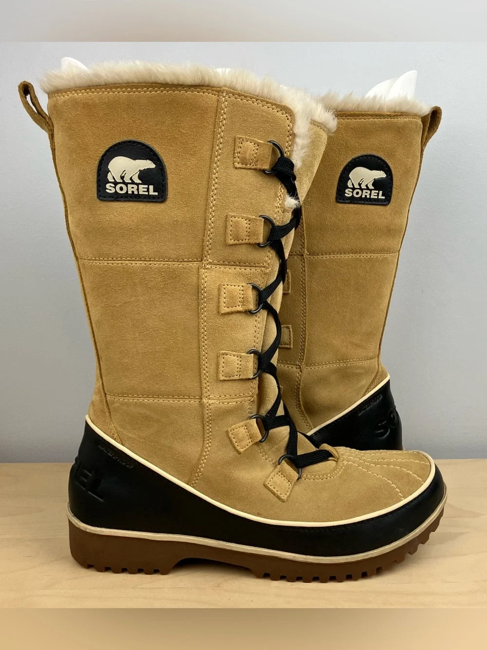 Sorel Women’s Size 10.0 Tivoli High II Wheat Suede Tall Winter Snow Boots